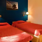 Hotel & *